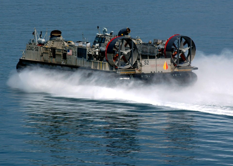 US Navy 070520-N-6710M-006 A landing craft air cushion prepares to enter the well deck of dock landing ship USS Tortuga (LSD 46)