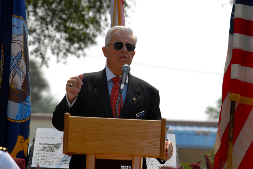 US Navy 070517-N-8102J-035 Former Commander, Cruiser Destroyer Group Twelve, retired Vice Adm. Michael P. Kalleres speaks at the USS Stark (FFG 31) 20-year anniversary memorial aboard Naval Station Mayport