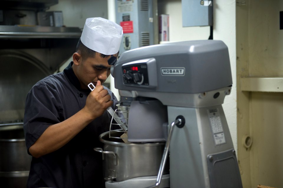 USS Denver galley activity 140302-N-IC565-018