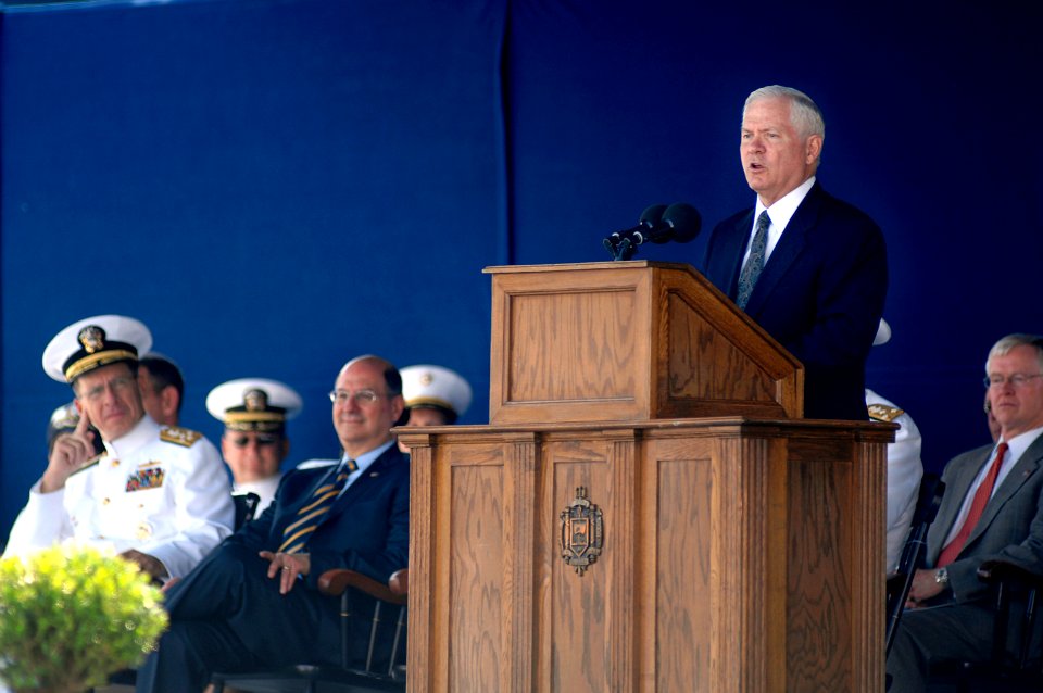 US Navy 070525-N-3642E-229 Secretary of Defense Dr. Robert M. Gates, addresses the USNA 2007 graduating class