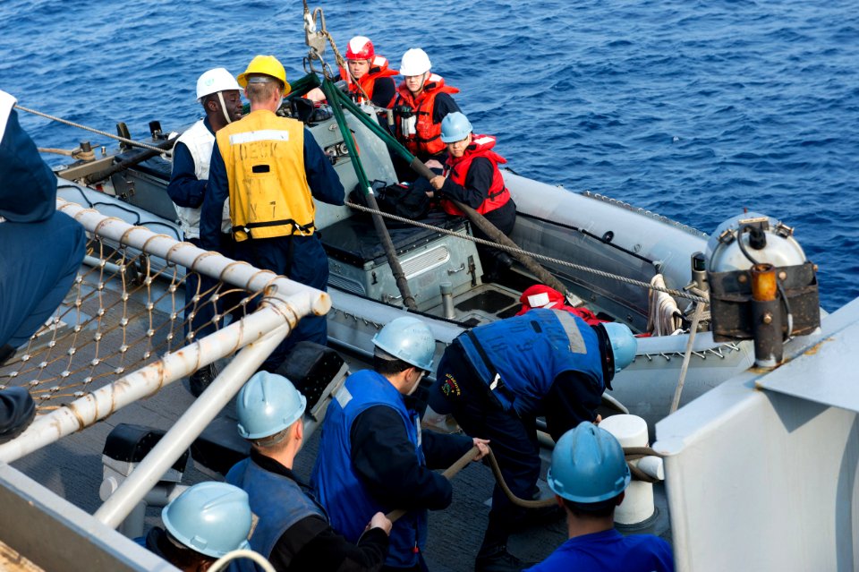 USS Denver activity 140320-N-IC565-065