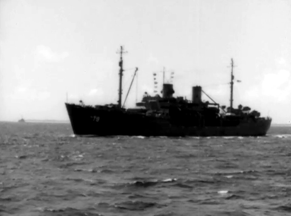 USS Dawson (APA-79) arriving at Bikini Atoll, circa in late May 1946 (80890)