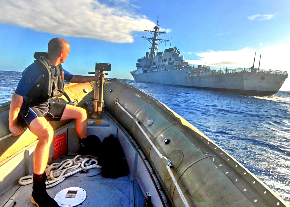 USS Decatur-20080218