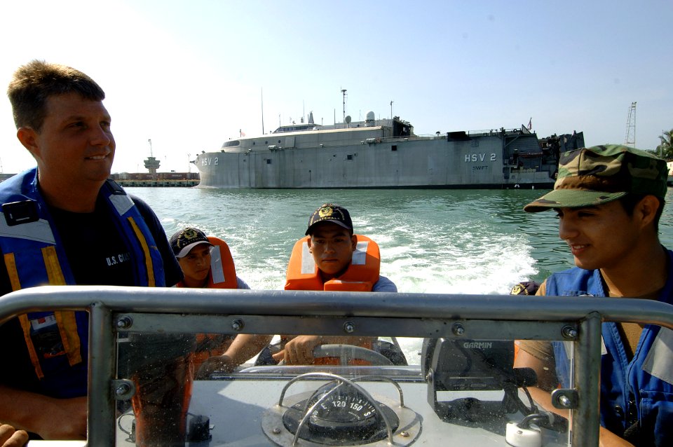 US Navy 070608-N-0989H-031 Chief Boatswain's Mate William Partington, Coast Guard International Training Division, assist Guatemalan sailors while conducting bumper drills along side High Speed Vessel (HSV) 2 Swift