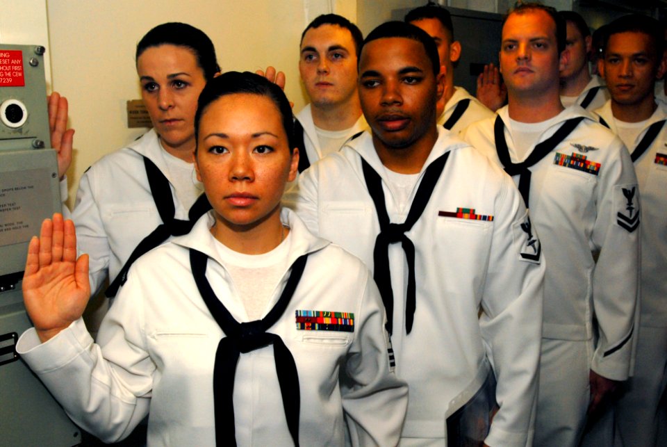 US Navy 070617-N-2659P-073 Hospital Corpsmen recite the medical oath in the medical ward aboard the Nimitz-class aircraft carrier USS John C. Stennis (CVN 74)