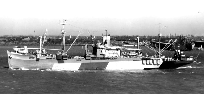 USS Dauphin (APA-97) at Norfolk, Virginia (USA), on 28 October 1944 (80-G-385310)