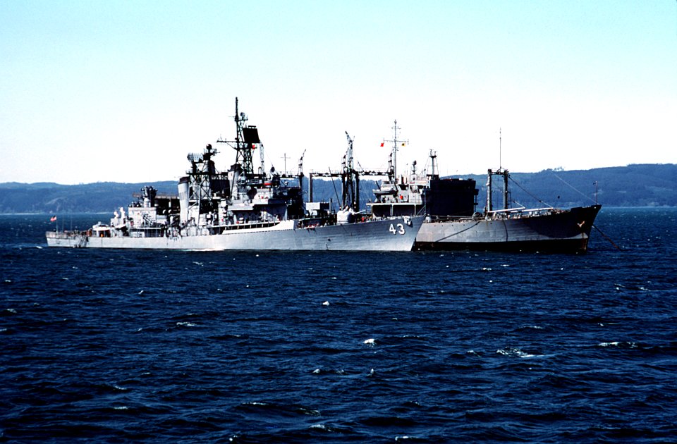 USS Dahlgren (DDG-43) comes alongside the Chilean tanker Almirante Jorge Montt (52) in 1991