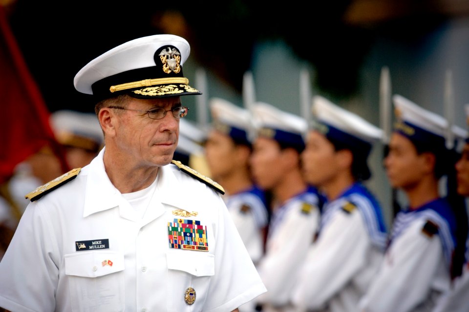 US Navy 070620-N-0696M-385 Chief of Naval Operations (CNO) Adm. Mike Mullen inspects sailors of the Vietnamese People's Navy during a welcoming ceremony to mark his visit to Hai Phong