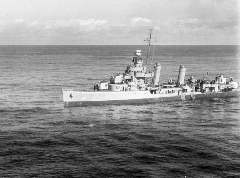 USS Corry (DD-463) rescuing German sailors in the Atlantic Ocean, 17 March 1944 (80-G-222851)