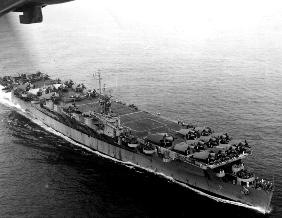 USS Cowpens (CVL-25) underway in the Atlantic Ocean on 17 July 1943 (80-G-76606)