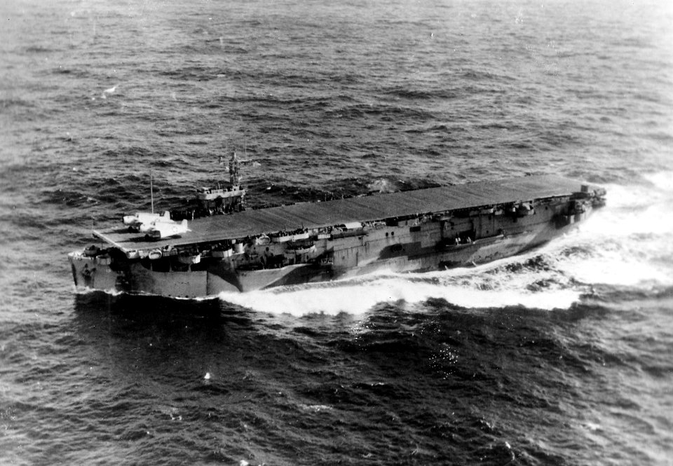USS Core (CVE-13) underway at sea, circa in 1944 (NNAM.1986.150.003.026)