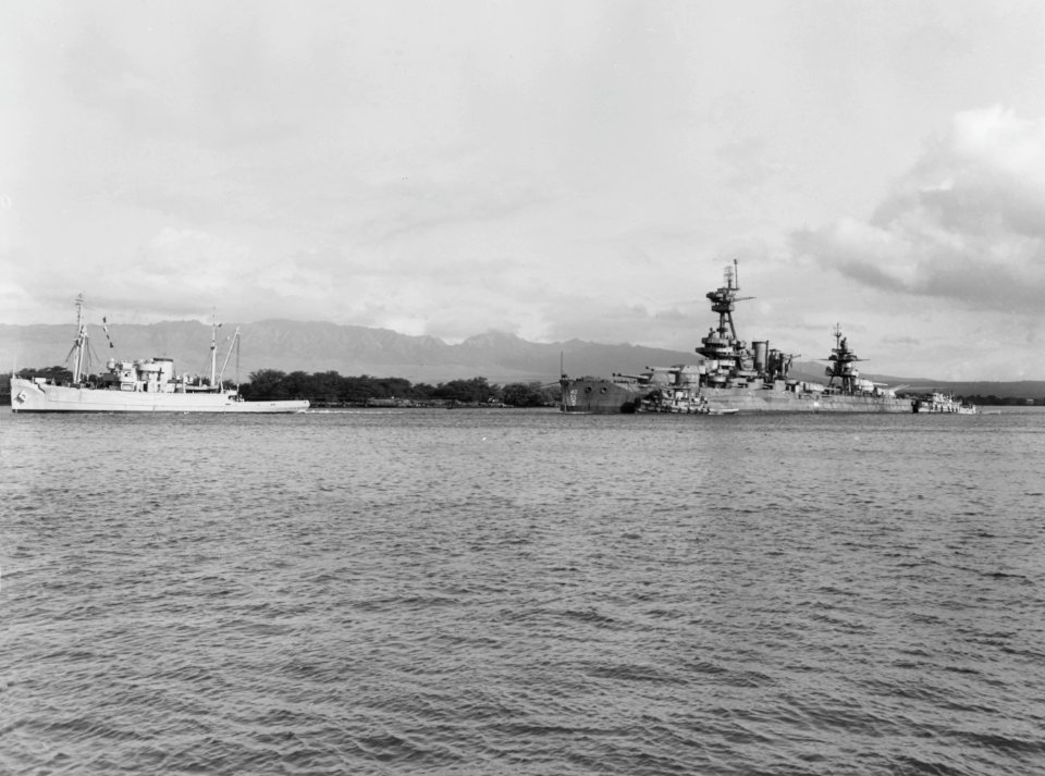 USS Conserver (ARS-39) tows USS New York (BB-34) out of Pearl Harbor to be sunk as a target, 6 July 1948 (80-G-498120)
