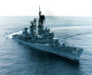 USS Coontz (DDG-40) underway in the Atlantic Ocean, in October 1986 (NH 97681-KN) photo