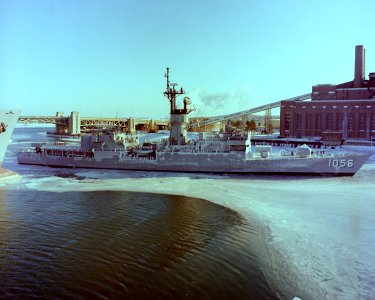 USS Connole (FF-1056) at Quincy, Massachusetts (USA), on 20 January 1981 (6392228)