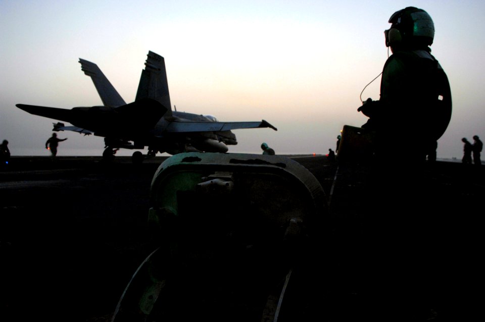 US Navy 070629-N-3729H-225 An F-A-18C Hornet, assigned to the Blue Diamonds of Strike Fighter Squadron (VFA) 147, launches off the flight deck of Nimitz-class aircraft carrier USS John C. Stennis (CVN 74)