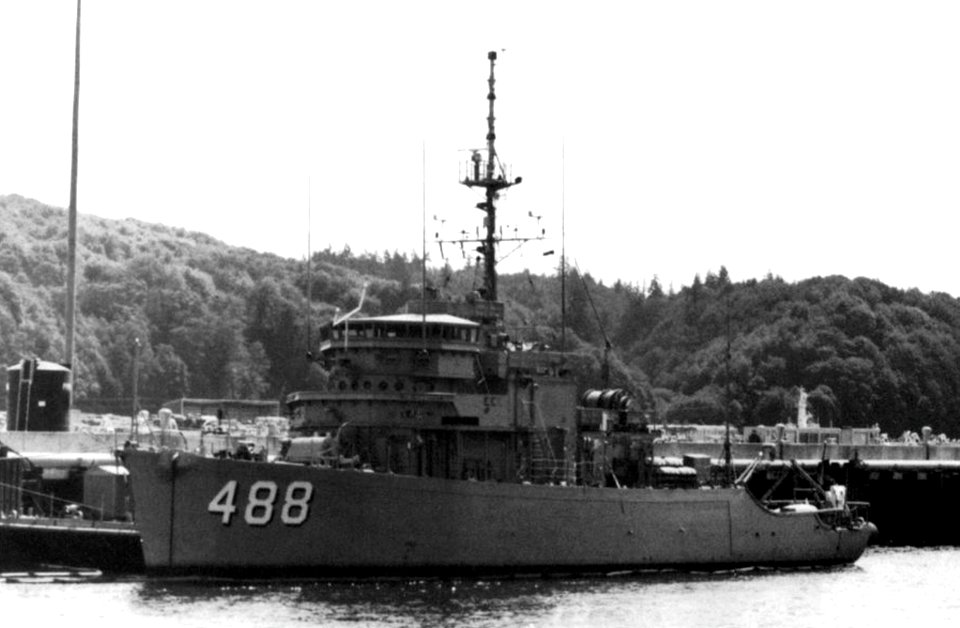 USS Conquest (MSO-488) in port, circa in 1993