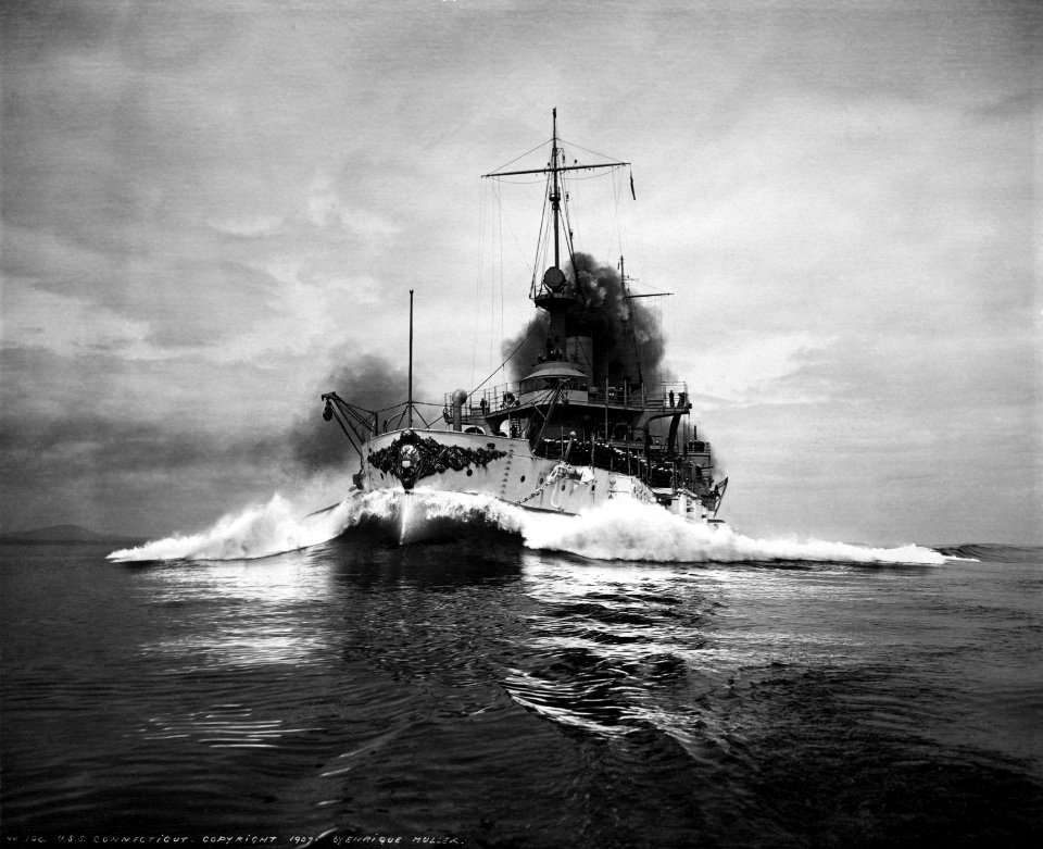 USS Connecticut - NH 553