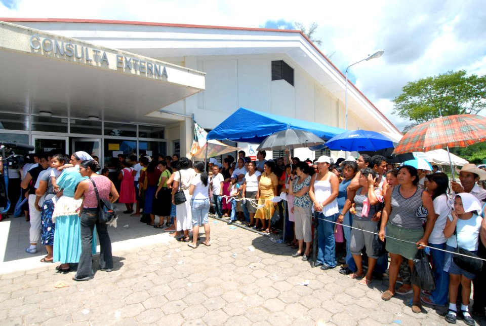 US Navy 070628-N-8704K-019 Patients await medical care outside the Puerto Barrios National Hospital