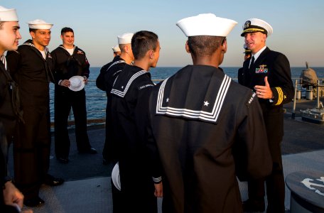 USS Comstock (LSD 45) 140924-N-CU914-033 (15189685030)