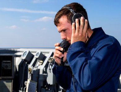 USS Comstock (LSD 45) 141120-N-CU914-032 (15865453302)
