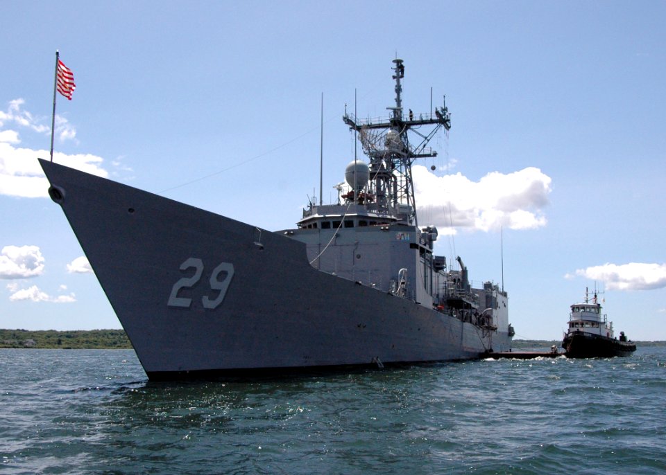 US Navy 070702-N-8497H-074 Guided-missile frigate USS Stephen W. Groves (FFG 29) drops anchor in Bristol harbor
