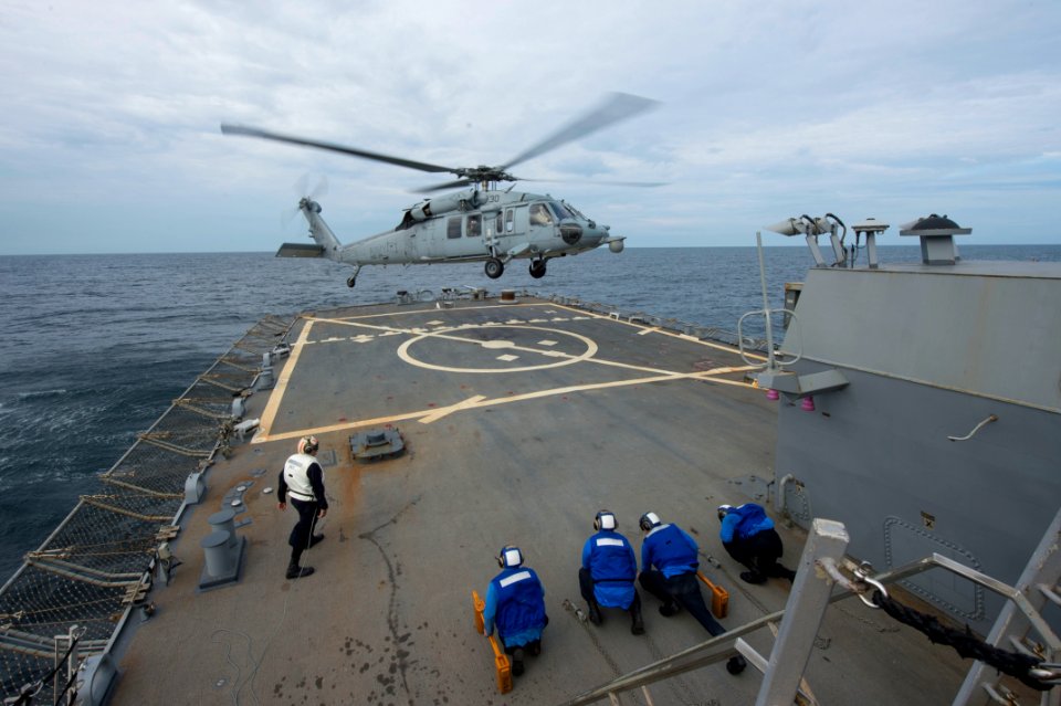 USS Cole operations 141018-N-IY142-100