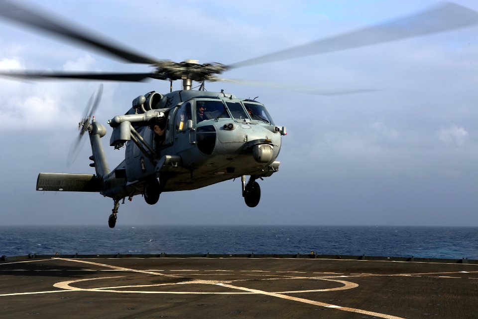USS Comstock (LSD 45) 140914-M-RR352-015 (15067949889)