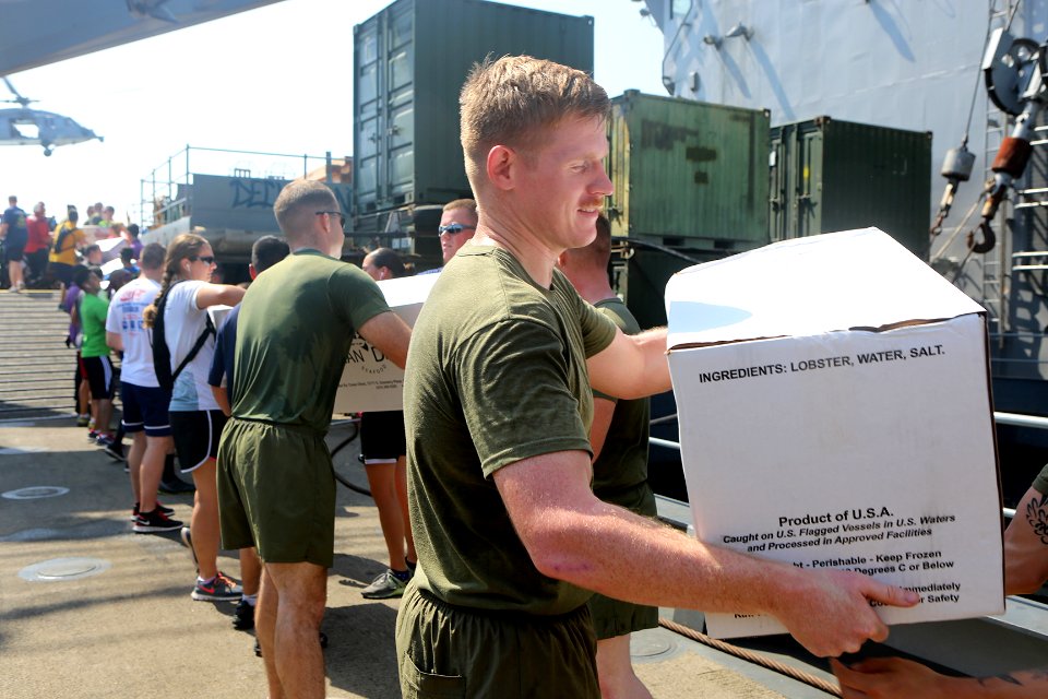 USS Comstock (LSD 45) 140916-M-RR352-116 (15089046680)