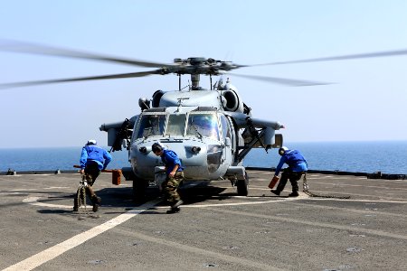 USS Comstock (LSD 45) 140922-M-RR352-033 (15336708302)
