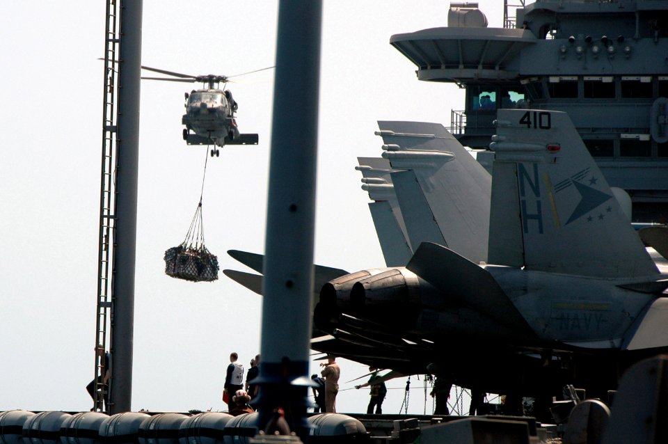 US Navy 070706-N-0890S-011 An SH-60F Seahawk helicopter, assigned to the