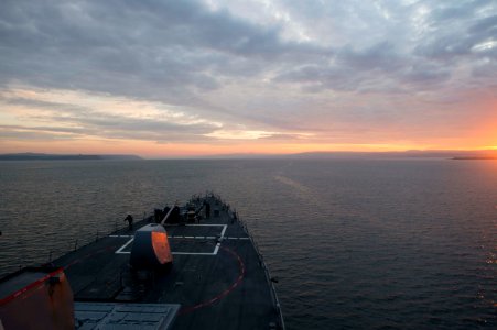 USS Cole transits the Dardanelles Straits. (15863426263)