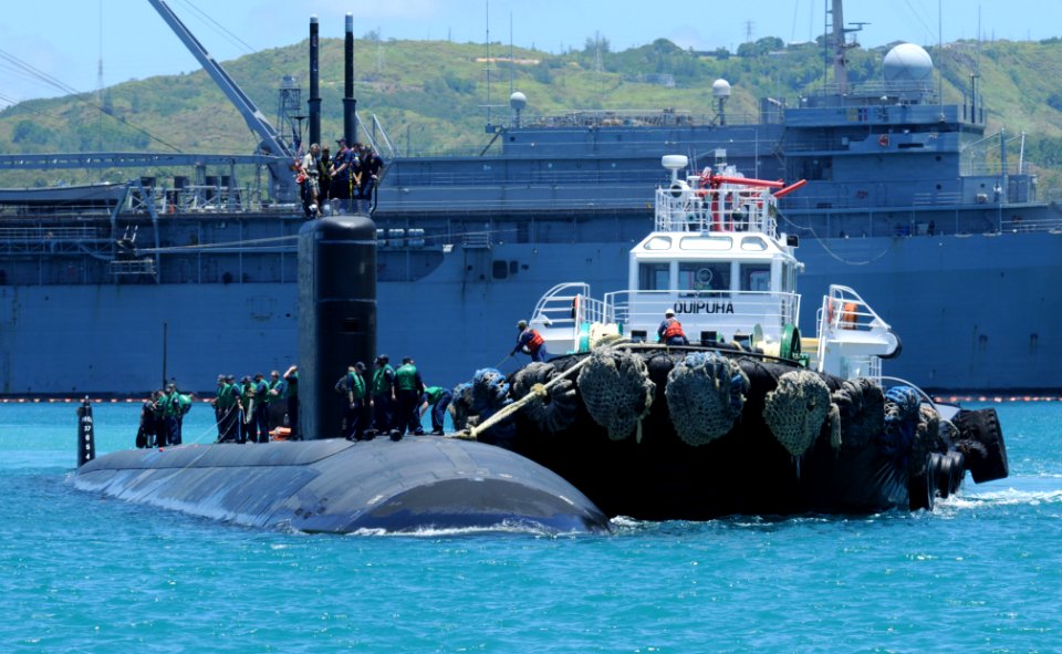 USS Cheyenne pulls into Apra Harbor, Guam. (8637769782)
