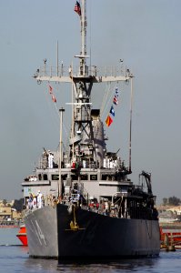 USS Chief pulls into new homeport at Naval Base San Diego DVIDS166562