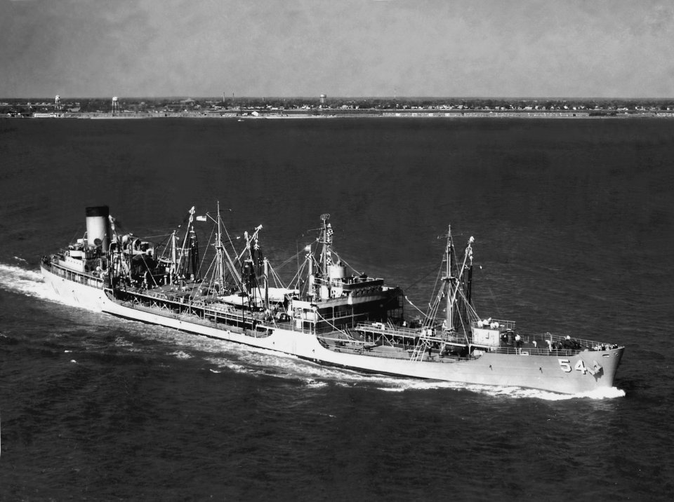USS Chikaskia (AO-54) underway in Hampton Roads 1953
