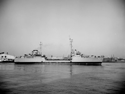 USS Chewaucan (AOG-50), circa in the late 1940s (7574740)