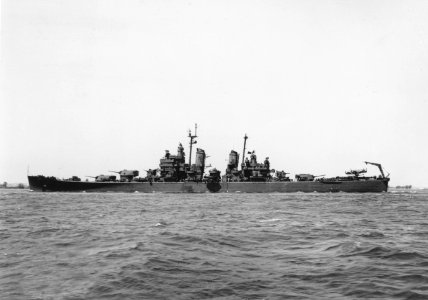 USS Chicago (CA-136) off the Philadelphia Naval Shipyard on 7 May 1945 (NH 95867)
