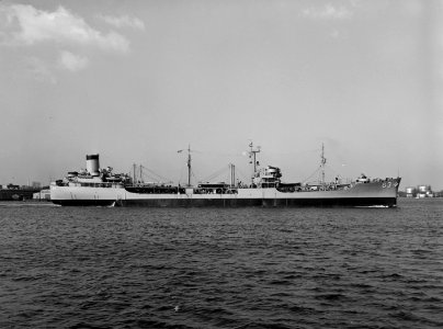 USS Chipola (AO-63) underway in the 1950s