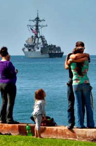 USS Chung-Hoon deploys. (8621841237)