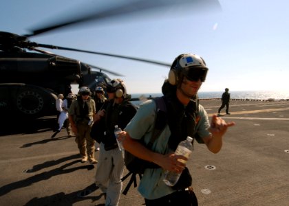 US Navy 070716-N-1226D-130 The band Five Star Iris arrives aboard amphibious assault ship USS Bonhomme Richard (LHD 6)