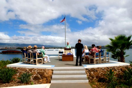 US Navy 070717-N-6674H-023 Retired Master Chief Yeoman Jim Taylor, burial-at-sea coordinator for the Pearl Harbor Survivors Association, tells a brief story about Pearl Harbor survivor Chief Gunner's Mate Raymond Haack du