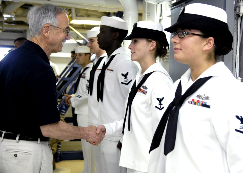 US Navy 070718-D-7203T-011 Deputy Secretary of Defense Gordon R. England meets with Sailors aboard Blue Ridge-class amphibious command ship USS Mount Whitney (LCC 20)
