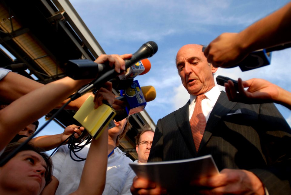 US Navy 070725-N-4238B-126 Ambassador Charles Glazer, U.S. Ambassador to El Salvador, addresses media during the arrival of hospital ship USNS Comfort (T-AH 20) in Acajutla