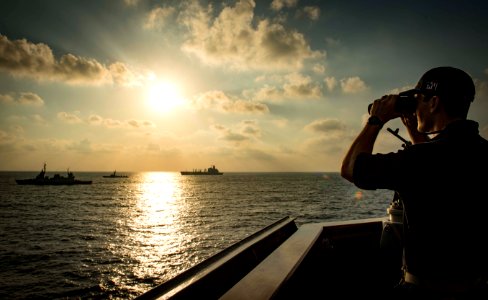 USS Carney Participates in Exercise Reliant Mermaid (42217800420)