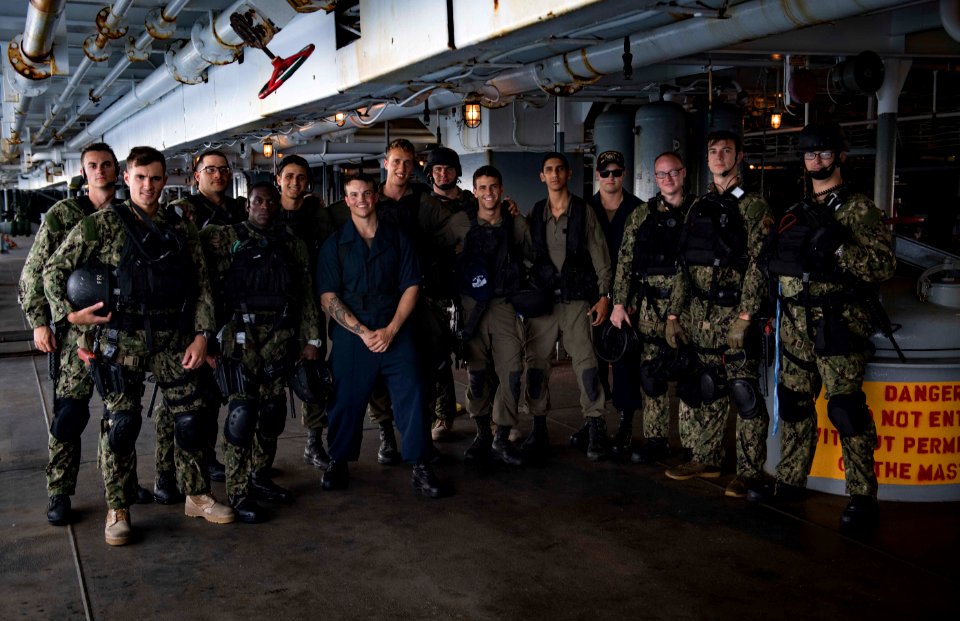 USS Carney Participates in Exercise Reliant Mermaid (43120882035)