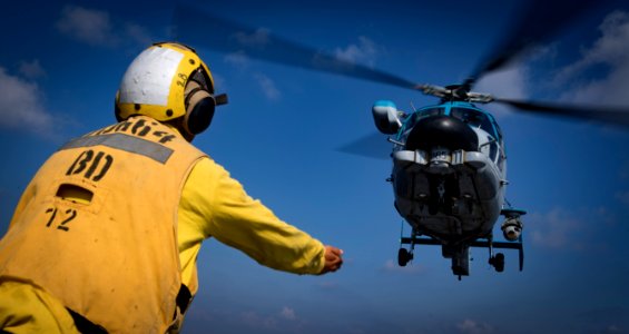 USS Carney Participates in Exercise Reliant Mermaid (43978415972)