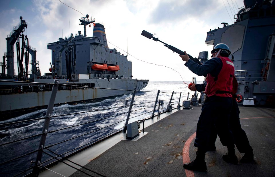 USS Carney Conducts Underway Replenishment (43038881005)
