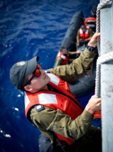 USS Carney Participates in Exercise Reliant Mermaid 2018 (44027309281)