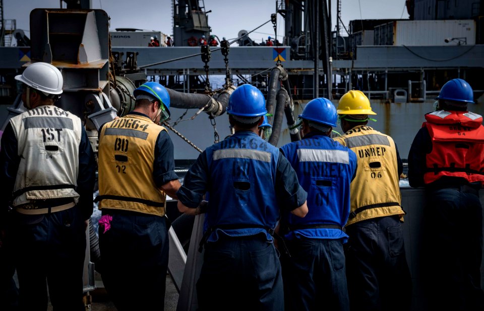 USS Carney Conducts Underway Replenishment (43944146791)