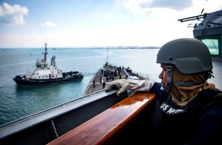 USS Carney Departs Haifa, Israel (44027179281)