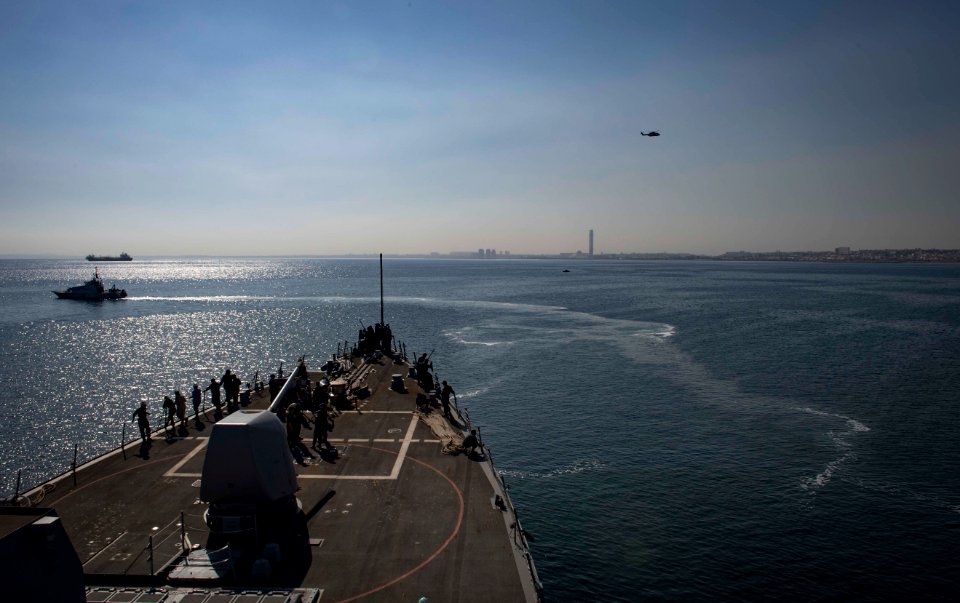 USS Carney Departs Algiers, Algeria (41968823790)